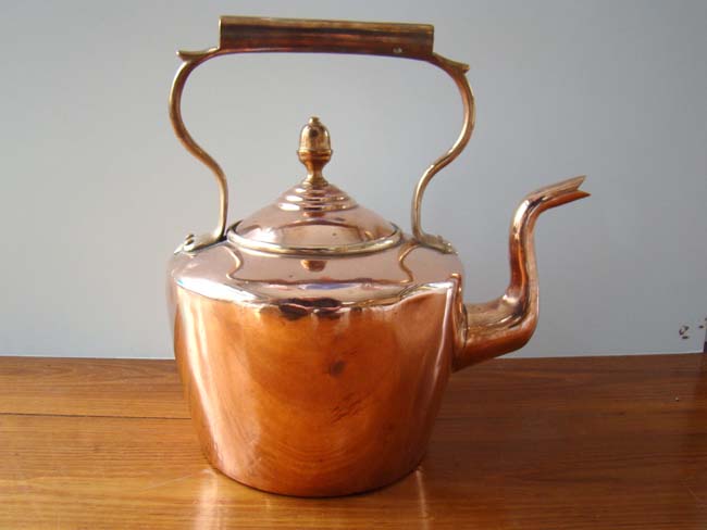 A lovely English Victorian copper kettle circa 1850